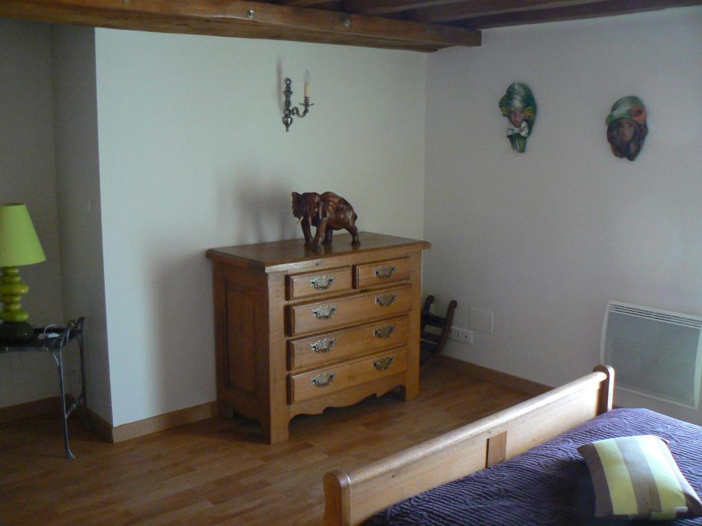 Le Manoir Des Chapelles Acomodação com café da manhã Venoy Quarto foto