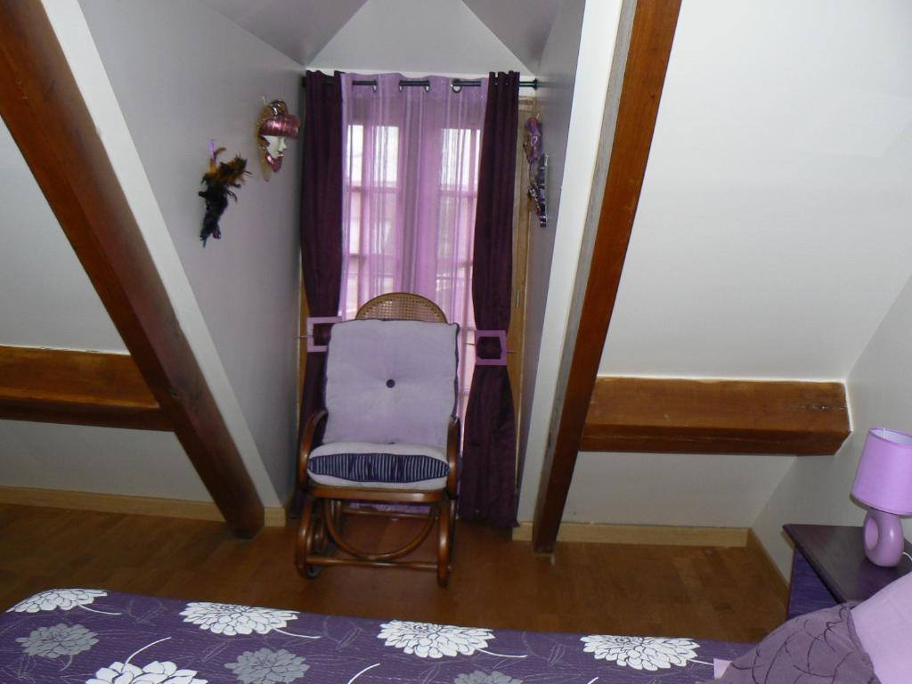 Le Manoir Des Chapelles Acomodação com café da manhã Venoy Quarto foto